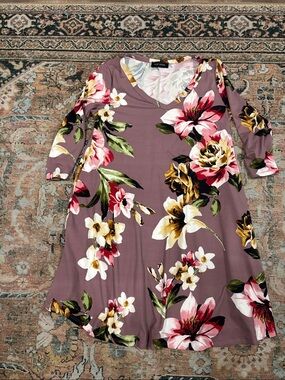 RAE MODE Mauve Floral V-Neck A-Line Tunic